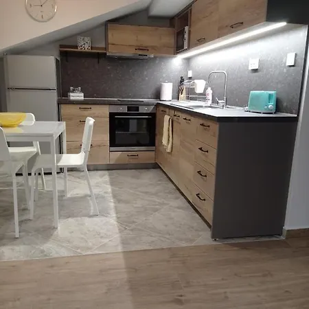 Apartment къща за гости-ганеви Zmeitsa