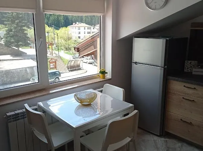 къща за гости-ганеви * Zmeitsa